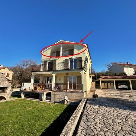 Apartments Pavle Малинска Экстерьер фото