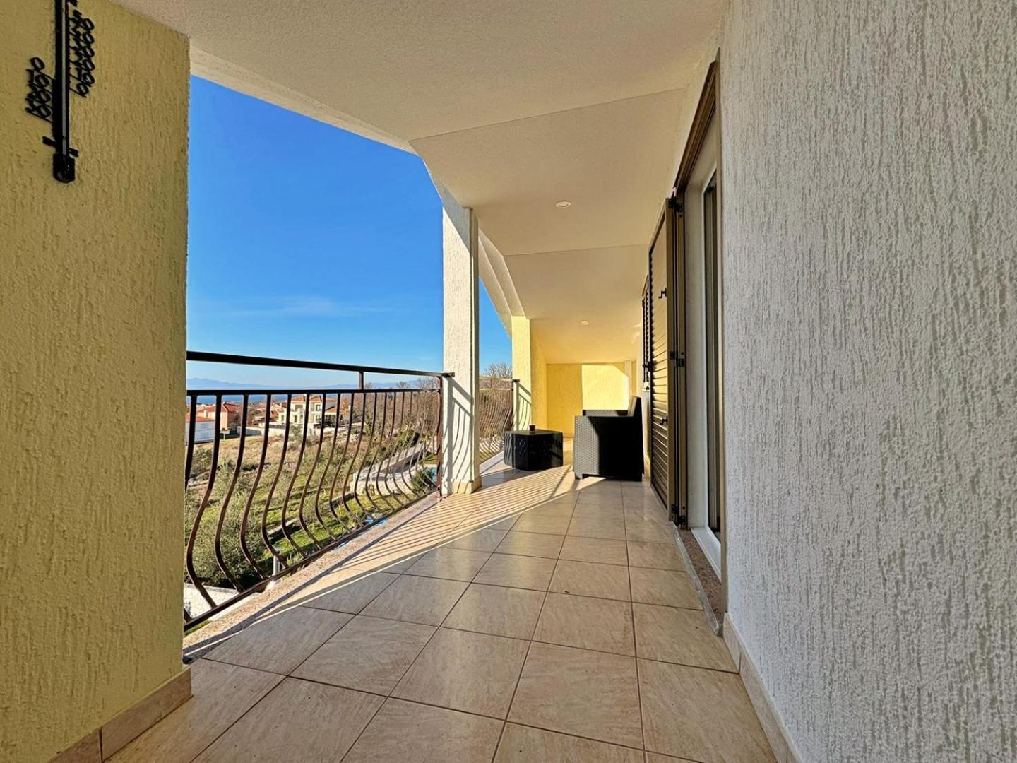 Apartments Pavle Малинска Экстерьер фото