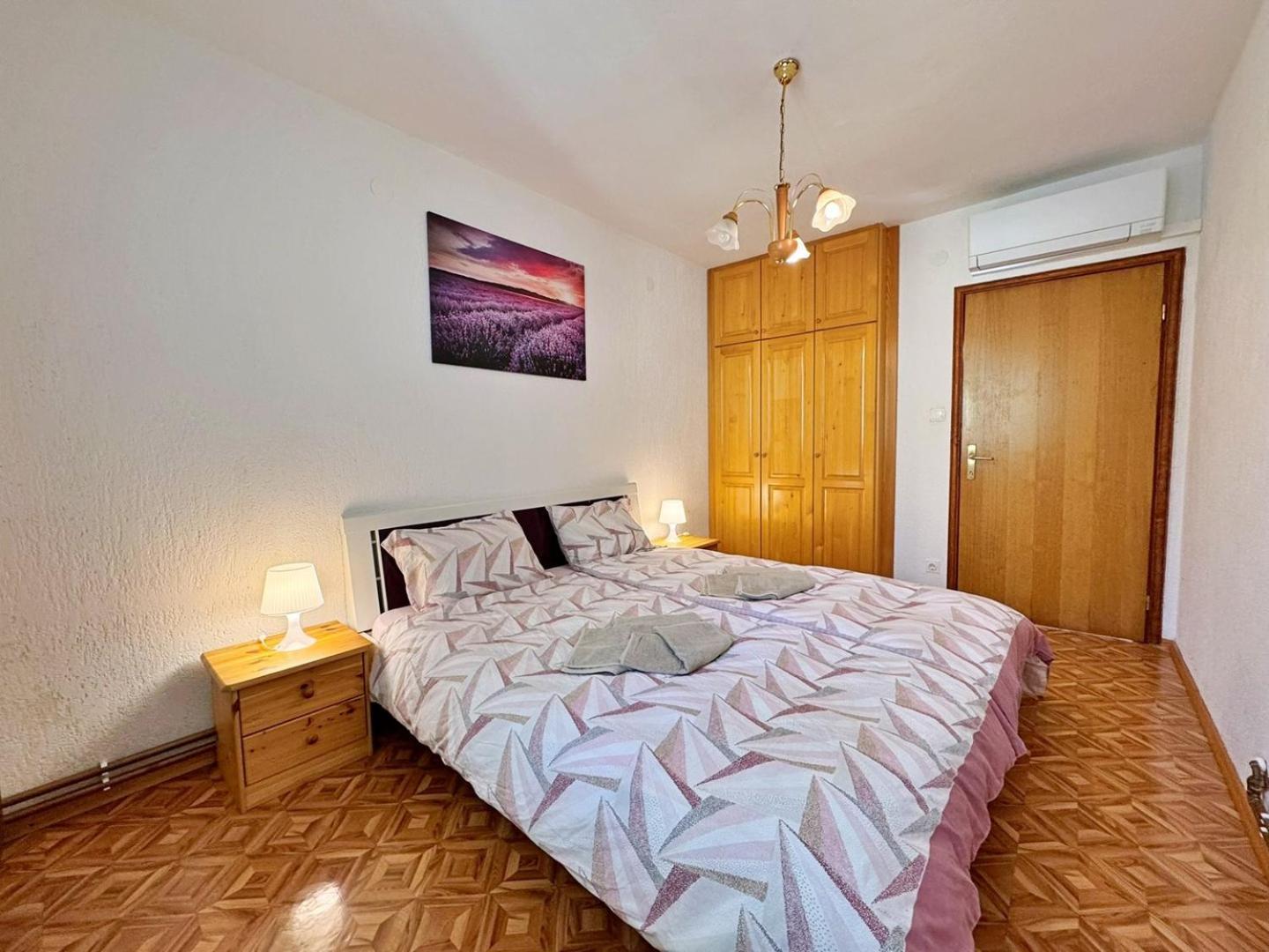 Apartments Pavle Малинска Экстерьер фото