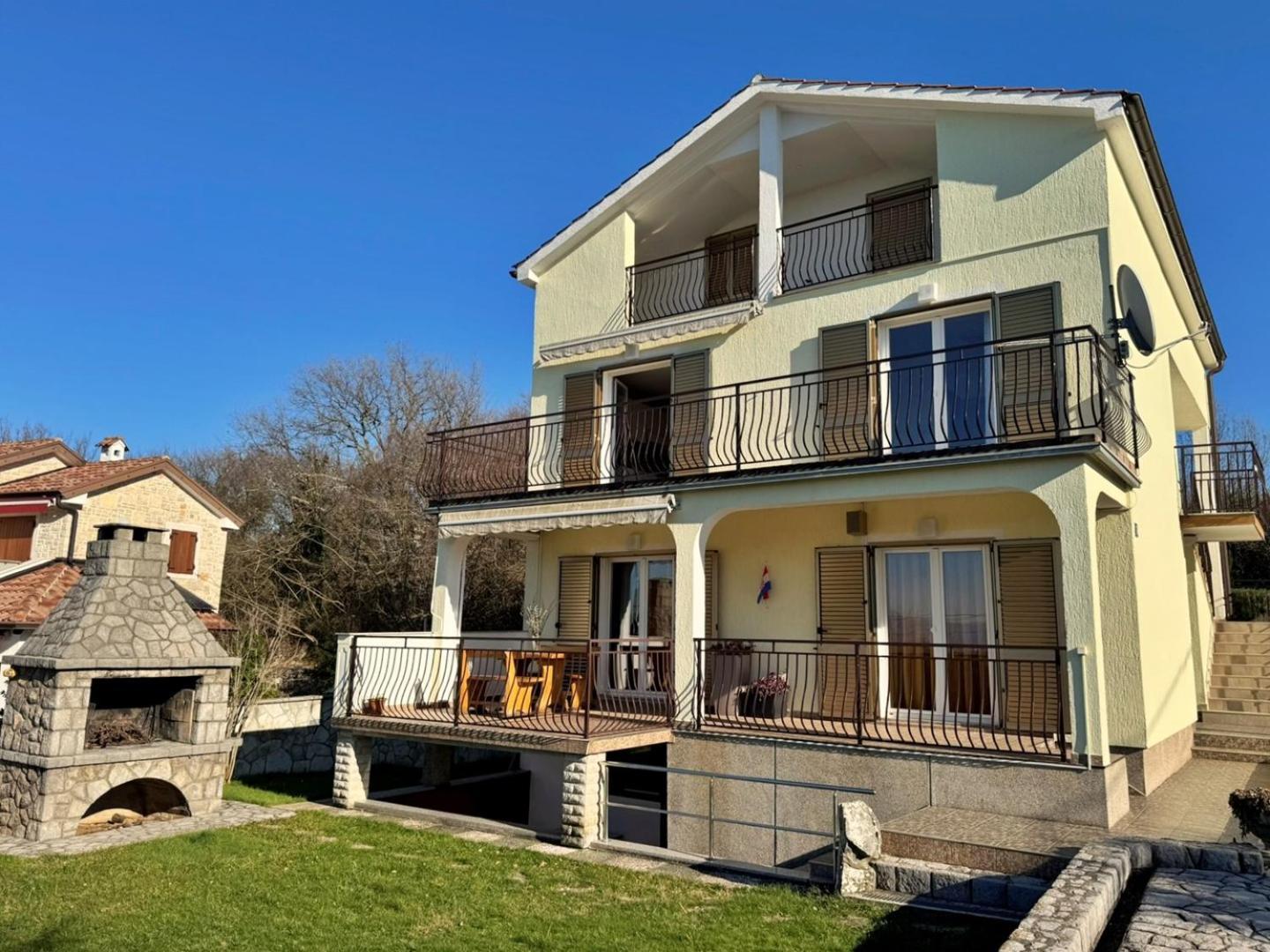 Apartments Pavle Малинска Экстерьер фото